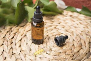 Read more about the article 5 Factors To Look For While Selecting The Best CBD Oil